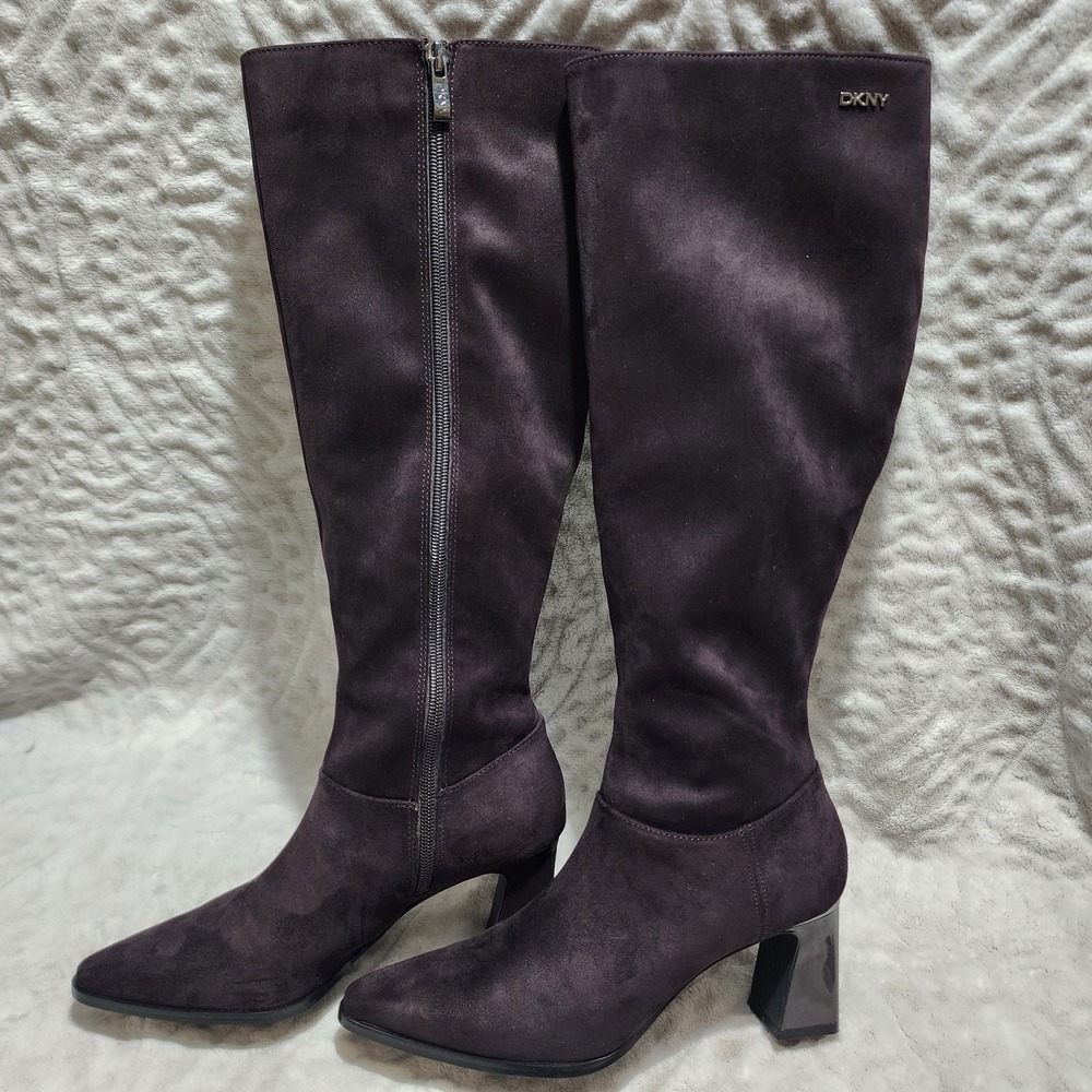 DKNY Salem Boots Dark Brown Chocolate Pointed Toe Knee High Heeled Sz 5.5M